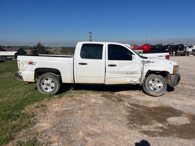 2012-chevrolet-silverado-1500-image-4