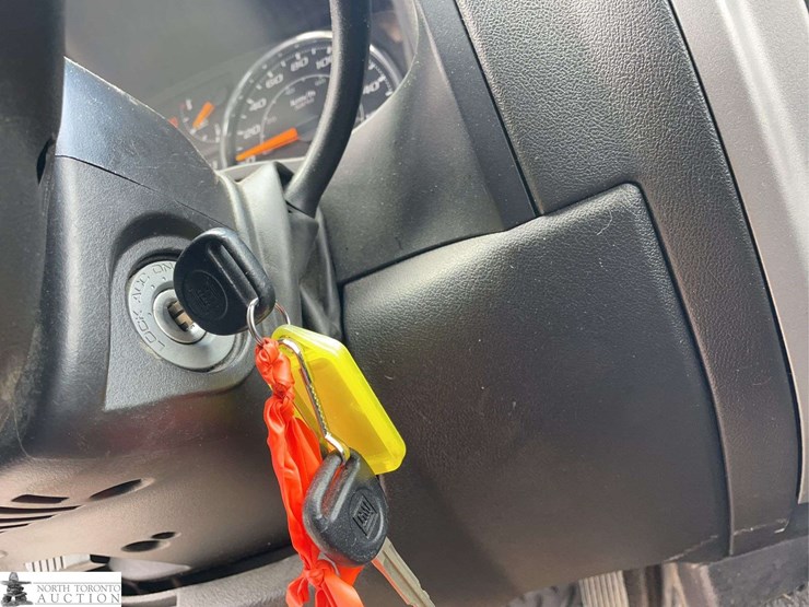 2012-chevrolet-colorado-image-14