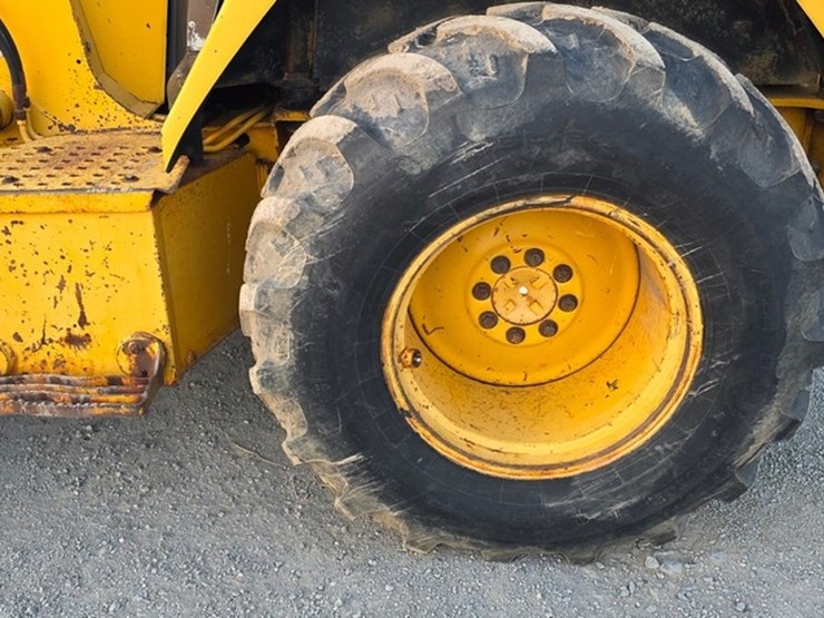 1995-john-deere-310d-image-13