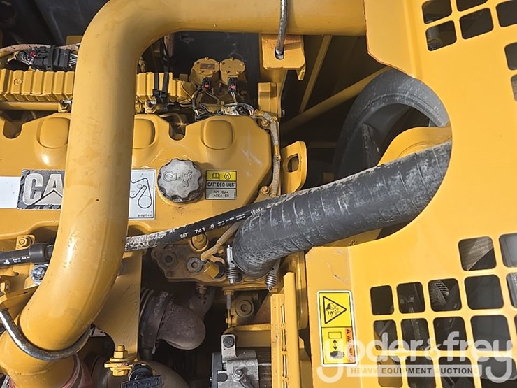 2017-caterpillar-336fl-image-70