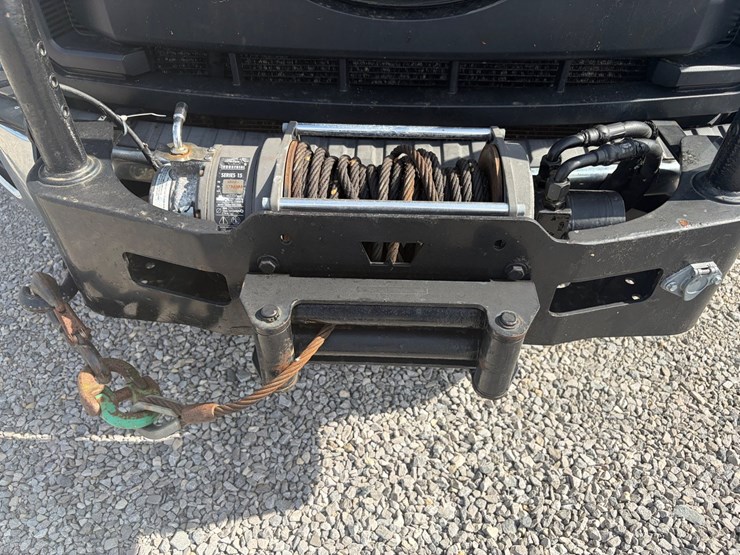 2012-ford-f550-image-14