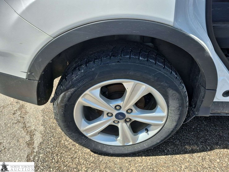 2016-ford-escape-image-26