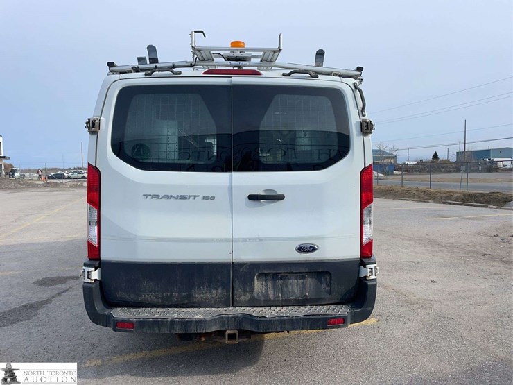 2015-ford-transit-image-6