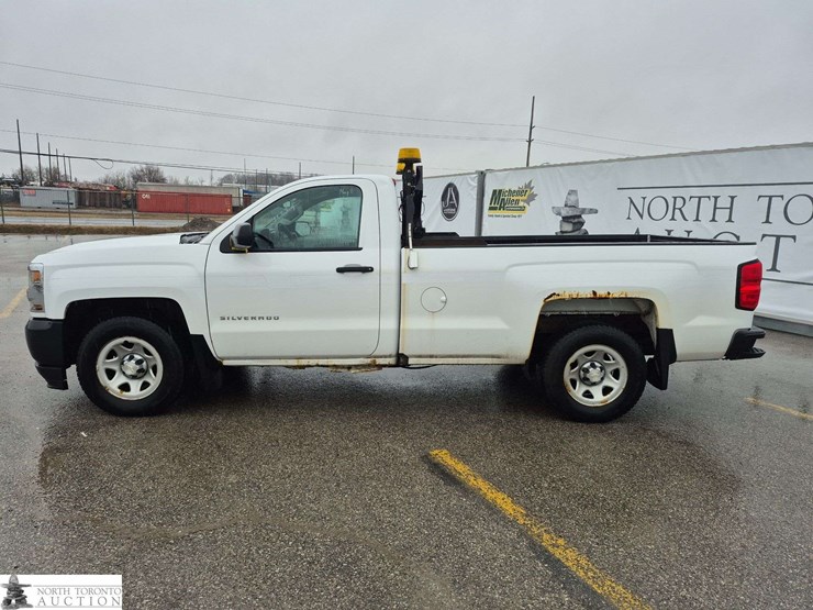 2018-chevrolet-silverado-1500-image-8