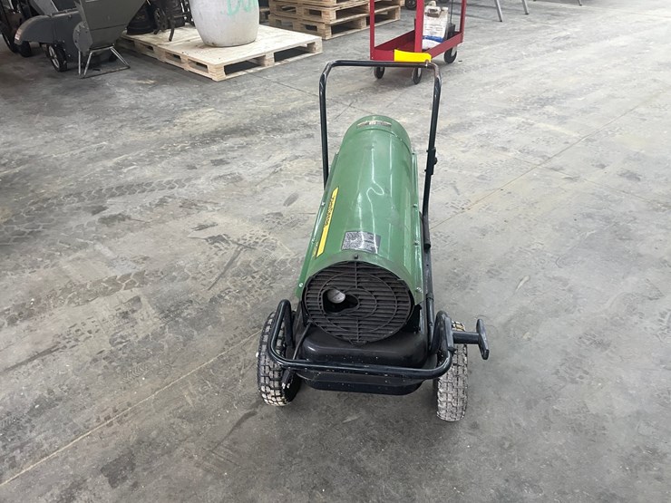 john-deere-135-image-6