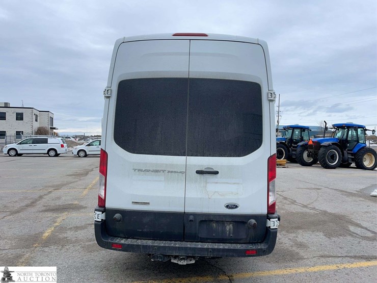 2016-ford-transit-image-6