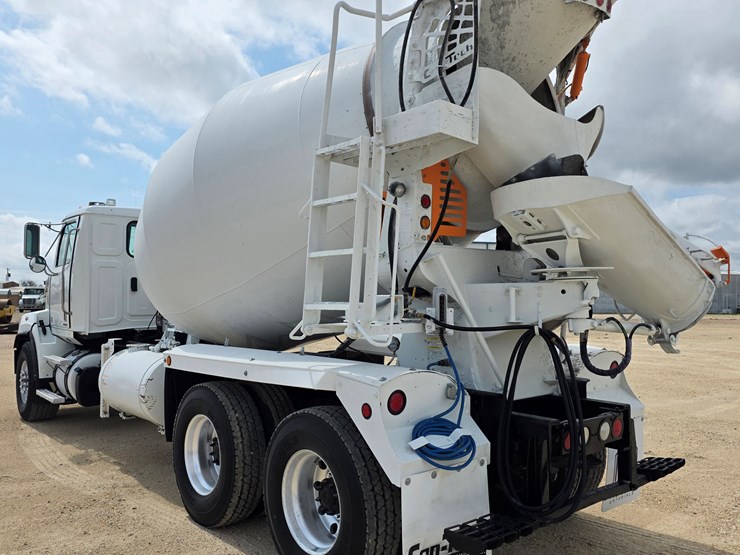 2022-westernstar-daycab-4700-concrete-mixer-truck-image-7