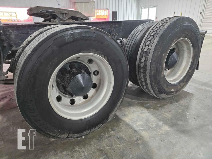 2012-international-prostar-image-27