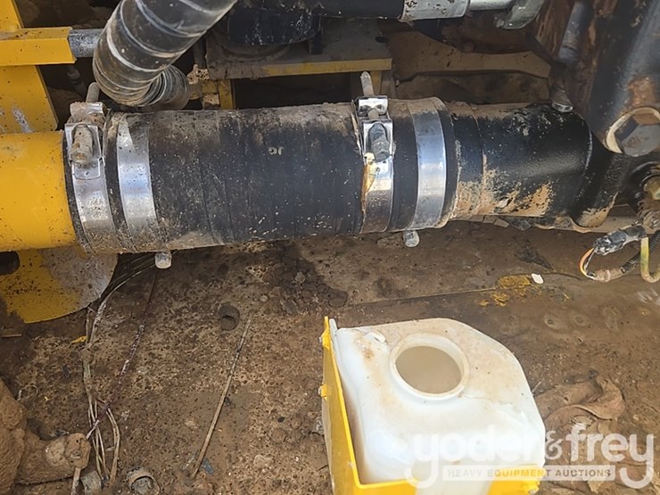 2015-komatsu-pc490-lc-11-image-57