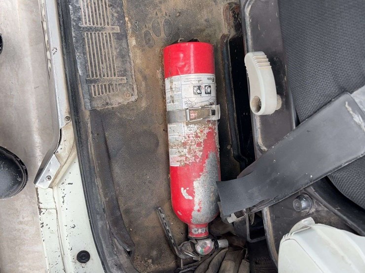 non-operable-2014-mack-pinnacle-t/a-day-cab-tractor-image-17