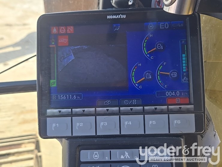 2015-komatsu-pc490-lc-11-image-159