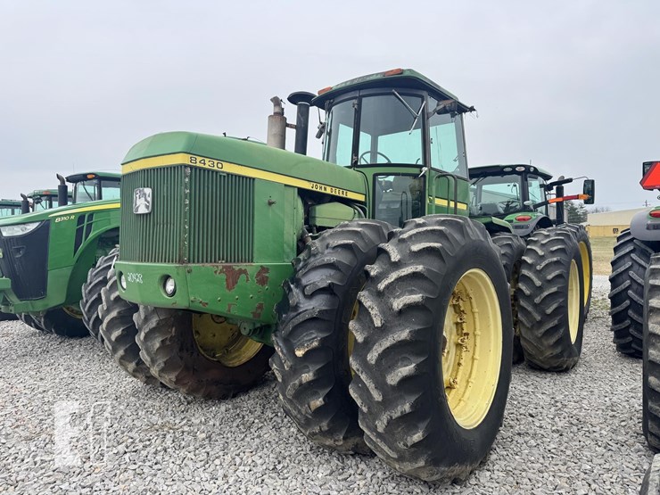 john-deere-8430-image-1