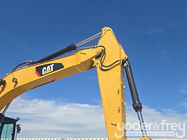 2017-caterpillar-336fl-image-33