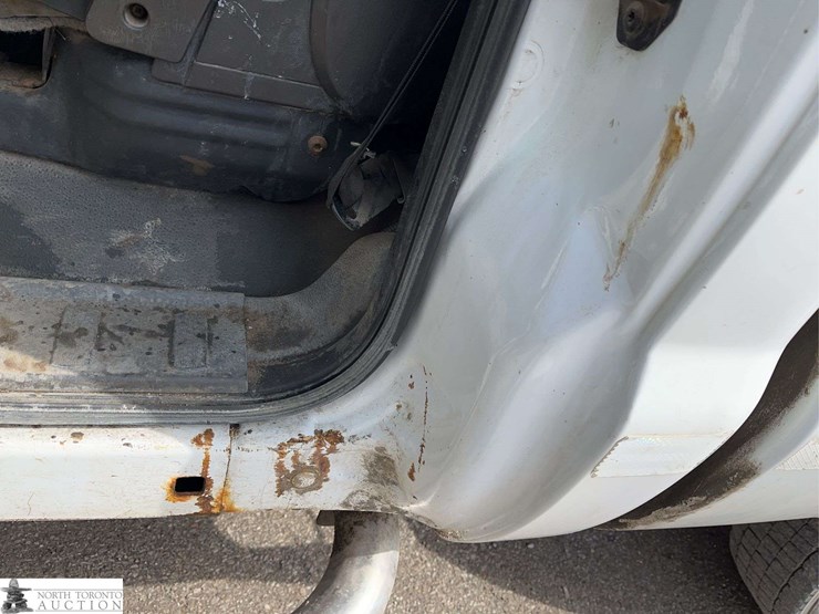 2014-ford-f350-image-27