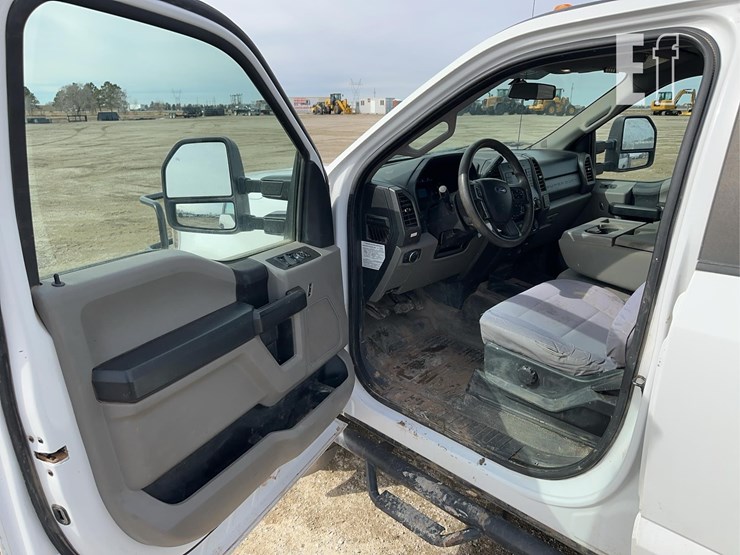 2019-ford-f350-image-9