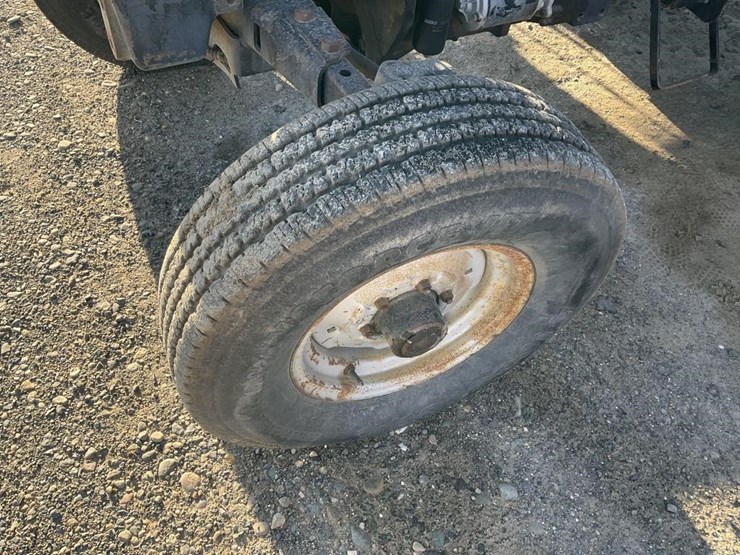 case-ih-385-image-18