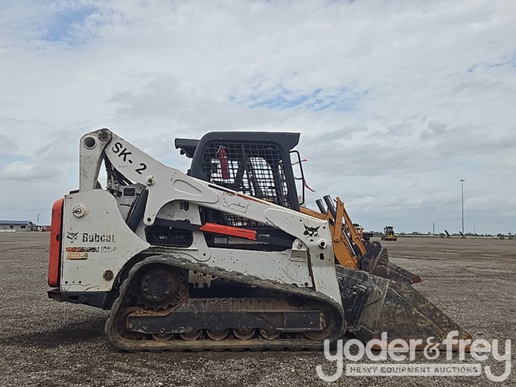 2016-bobcat-t750-image-6