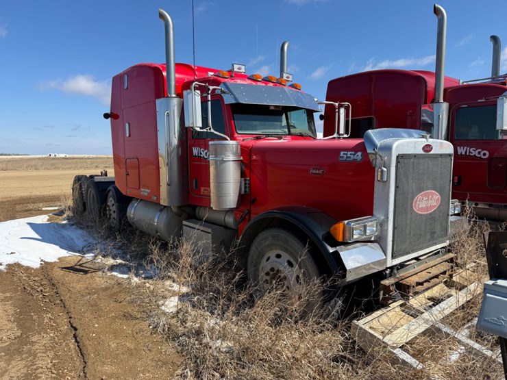 2006-peterbilt-379-image-2