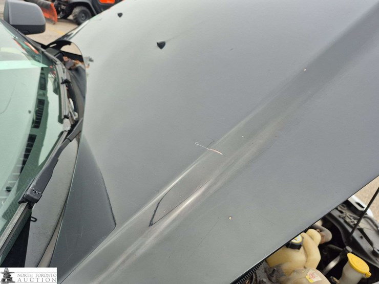 2010-ford-escape-image-38