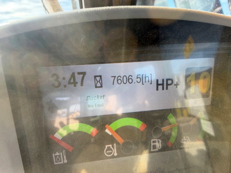 2016-caterpillar-323fl-image-15