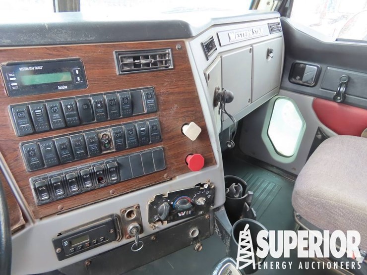 2013-western-star-4900-image-8