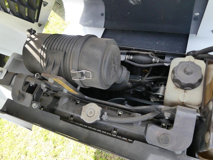 2023-bobcat-l28-image-9