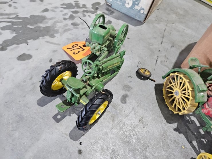 #973-•-box-of-assorted-small-toy-tractors-image-3