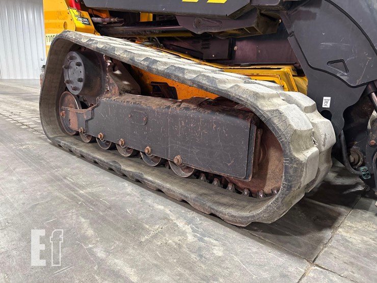 2020-jcb-3ts-8t-image-27