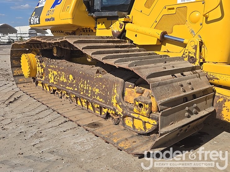 2023-komatsu-d61px-24-image-17