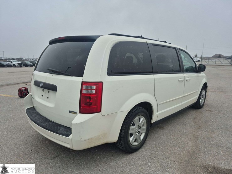 2008-dodge-grand-caravan-se-image-5