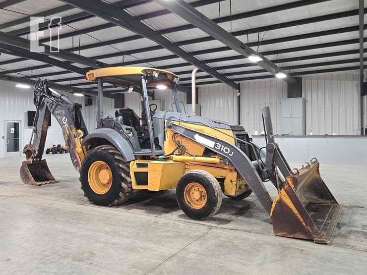 2011-deere-310j-image-2