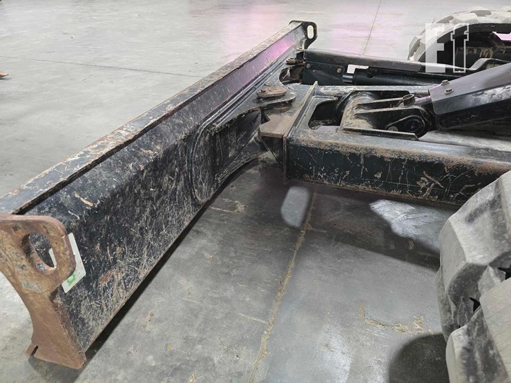 2024-caterpillar-306cr-image-17