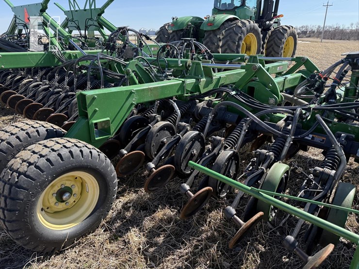 2012-john-deere-1890-image-62