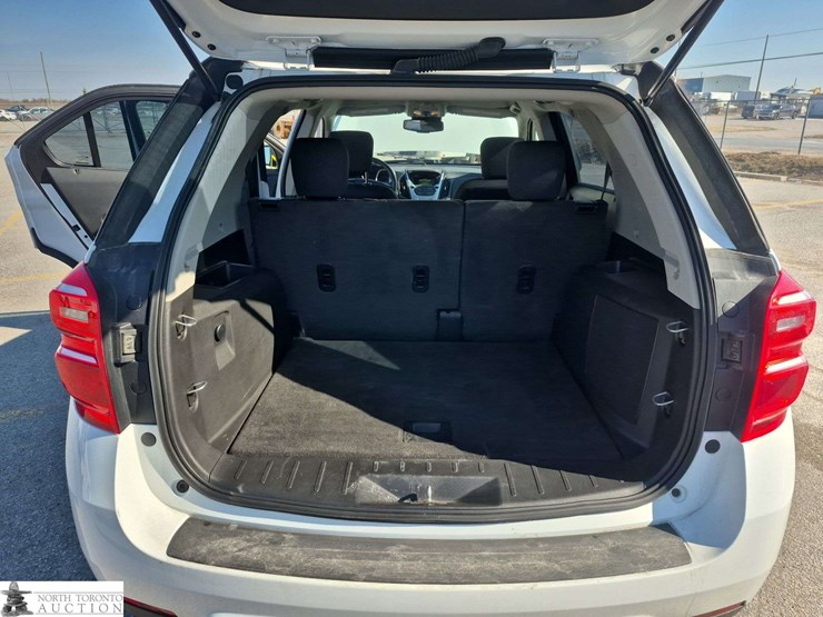 2016-chevrolet-equinox-ls-image-23