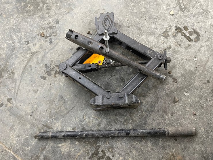 2019-jeep-cherokee-image-13