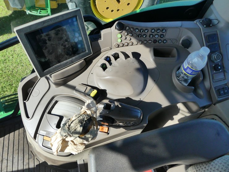 2021-john-deere-6130r-image-12