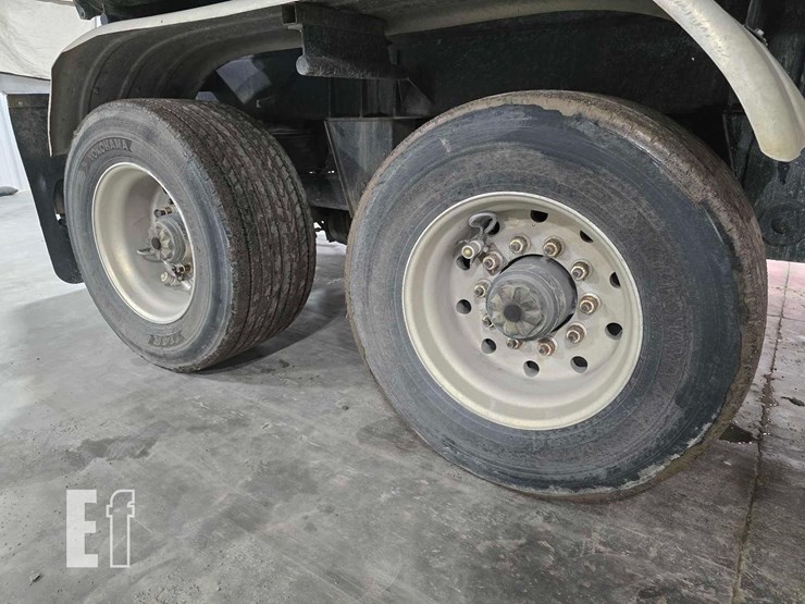 1992-ibex-6218-image-18