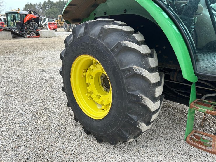 john-deere-5325-image-11