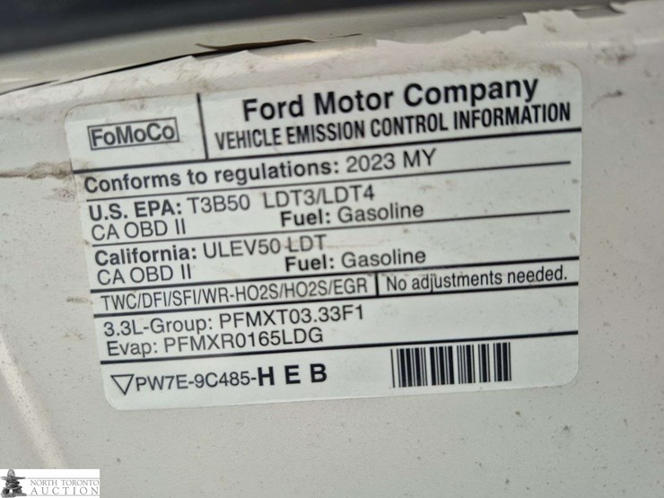 2023-ford-explorer-image-11