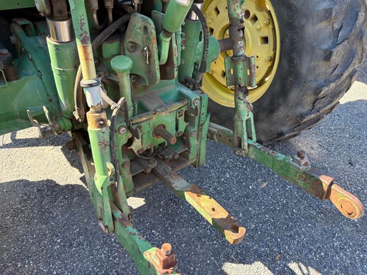 1993-john-deere-6300-image-15