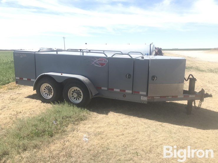2013-thunder-creek-adt750ss-t/a-fuel-trailer-image-4
