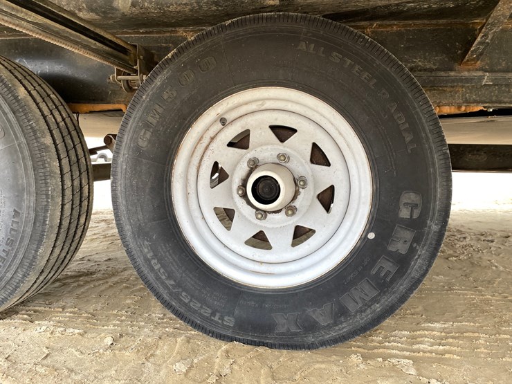 #201-•-2014-palomino-puma-253-fbs-27'-fifth-wheel-camper-(has-wi-title)-image-105