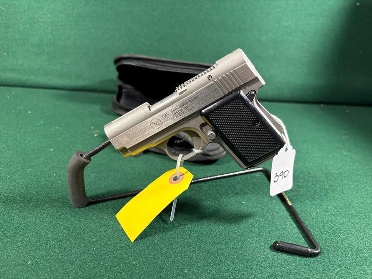 amt-"back-up"-380-cal-9mm-kurz-pistol-image-4