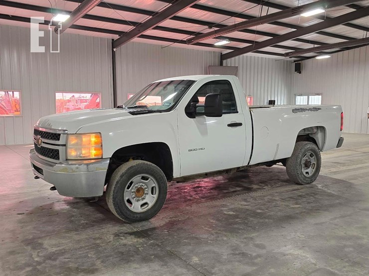 2014-chevrolet-2500hd-image-1