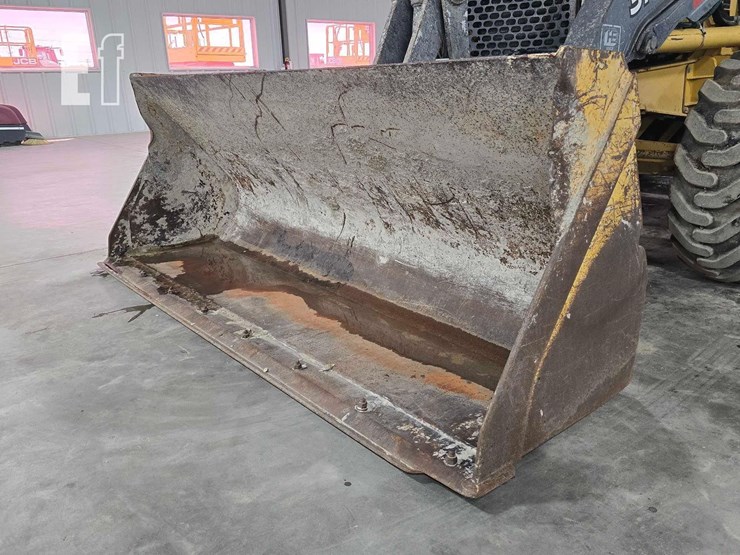 2011-deere-310sj-image-9