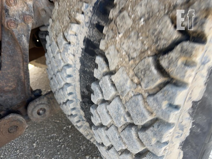 2005-kenworth-t800-image-14