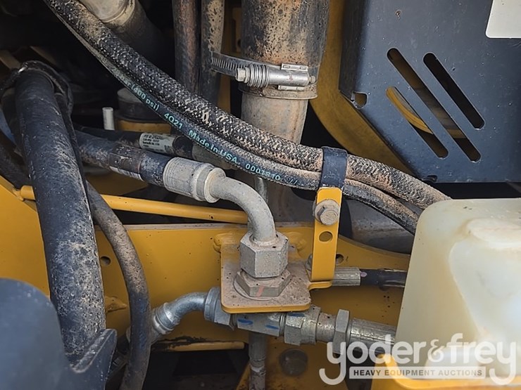 2022-deere-260e-image-87