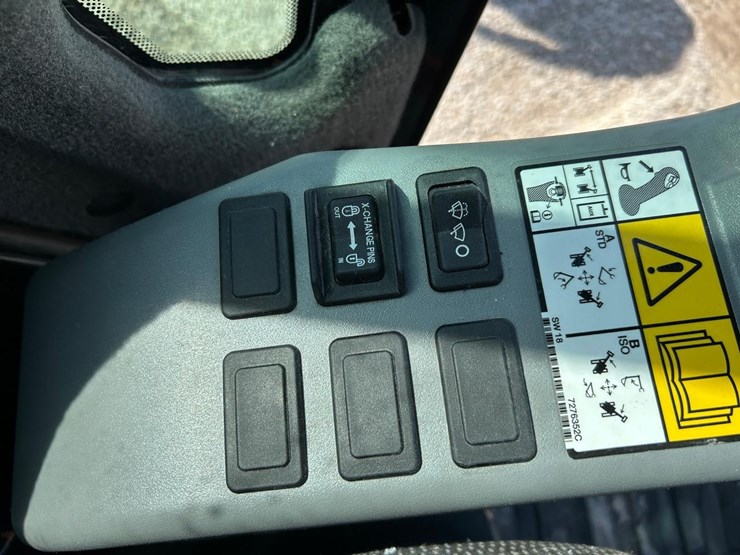 2022-bobcat-e50-image-26