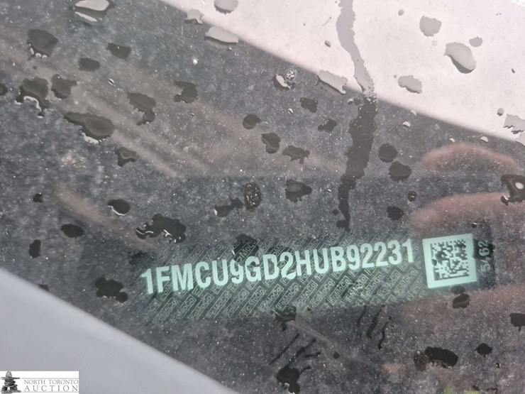 2017-ford-escape-image-16