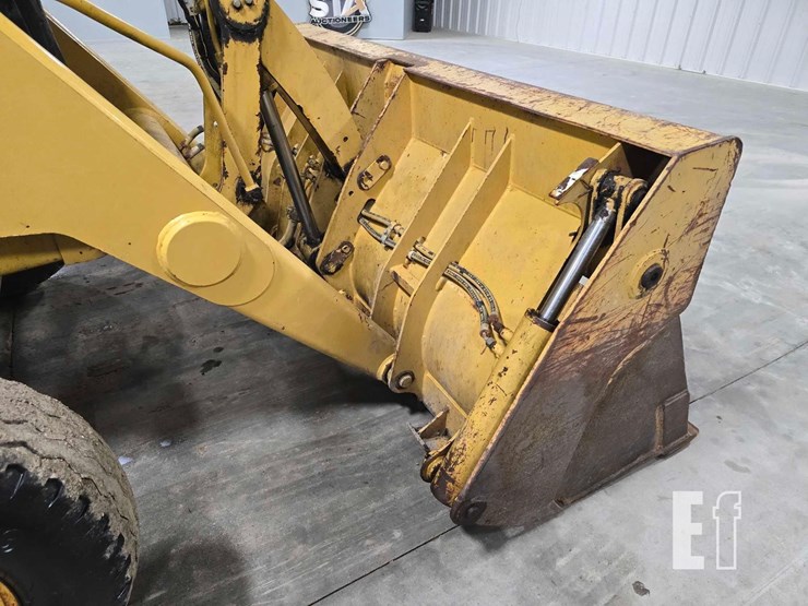 2001-caterpillar-430d-image-11